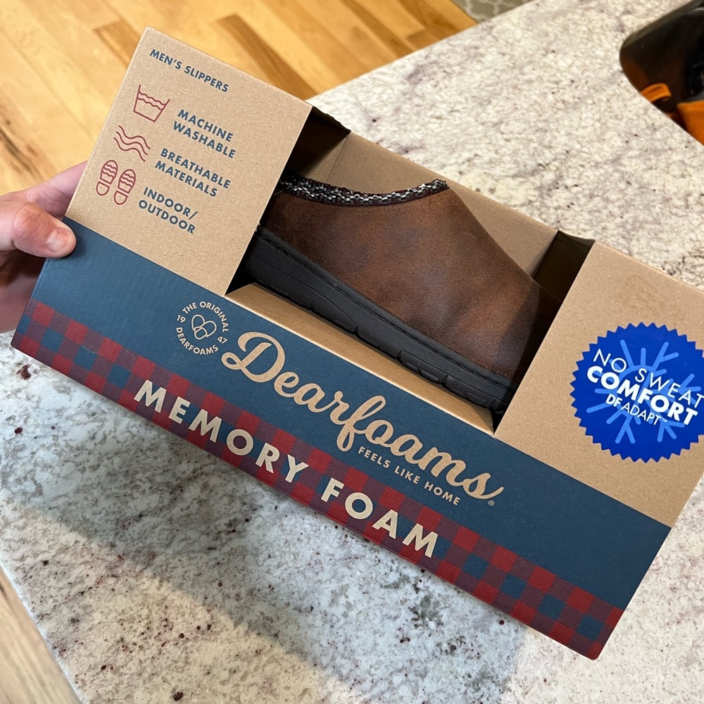 Dearfoams Memory Foam Slippers - M‎ (9/10)